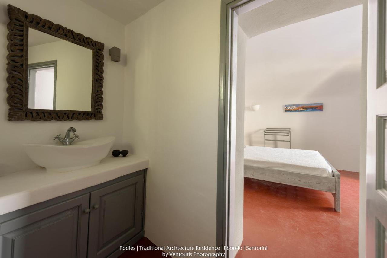 Rodies Traditional House Emporio  Buitenkant foto