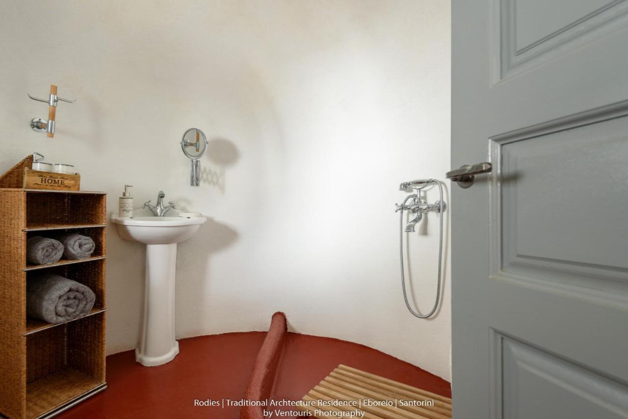 Rodies Traditional House Emporio  Buitenkant foto